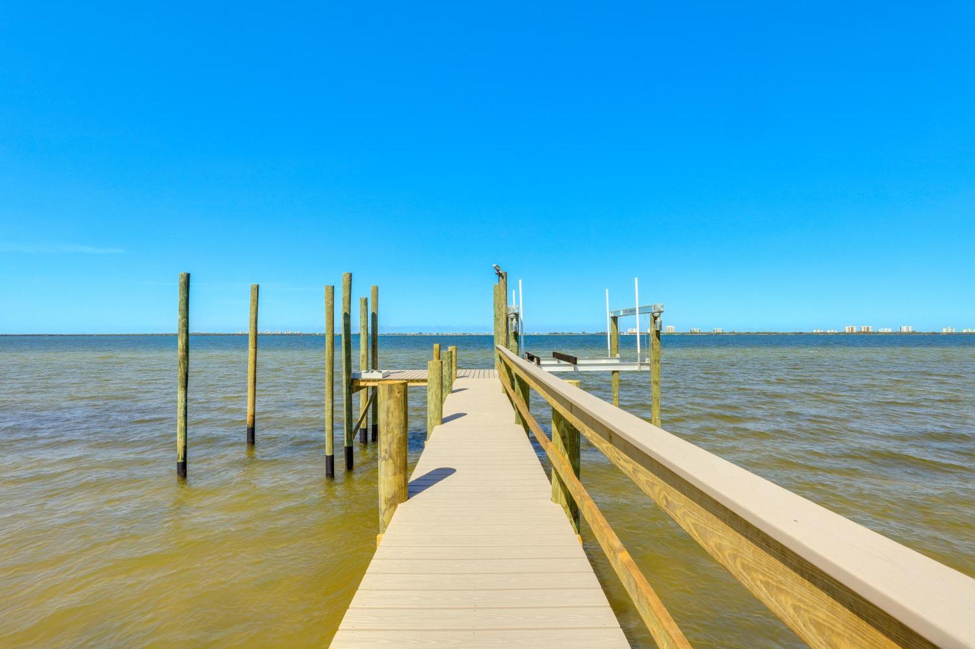 Sleek Fort Pierce Vacation Rental With Private Dock! Экстерьер фото